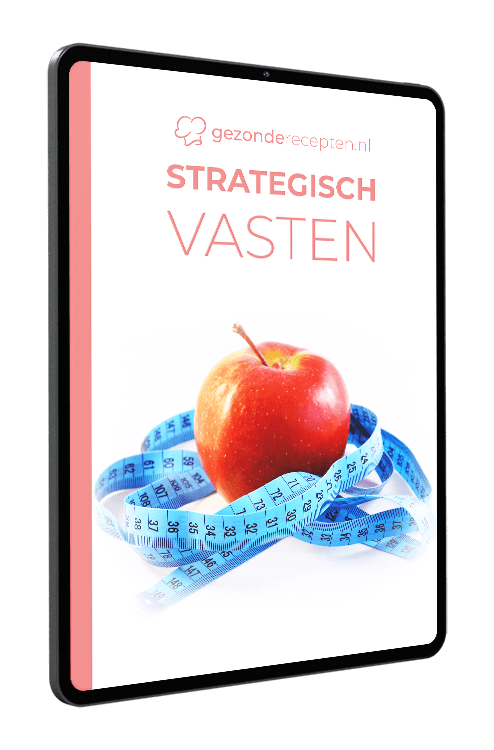 Tablet met de digitale gids “Strategisch Vasten” van gezonderecepten.nl, met een rode appel omwikkeld met een blauwe meetlint op een witte achtergrond, gericht op intermittent fasting en gewichtsbeheersing.
