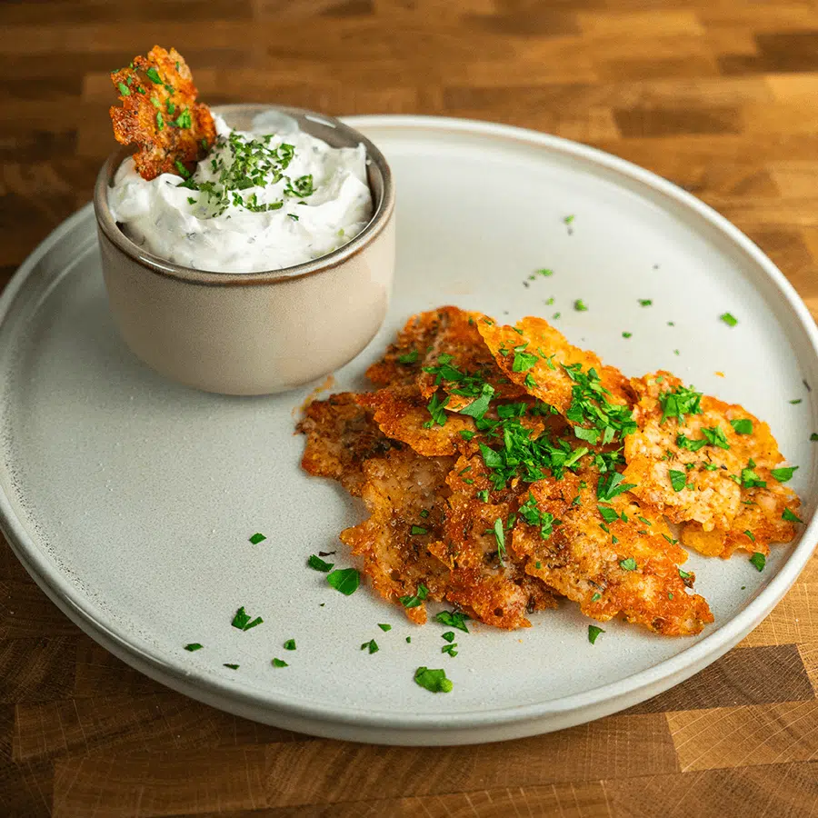 Knapperige Koolhydraatarme Parmezaanse Kaaschips